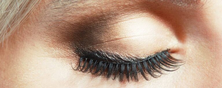 dangers of false eyelashes